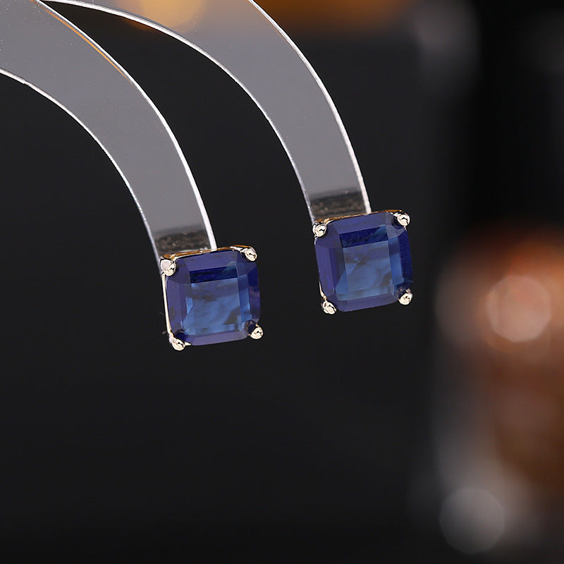 Geometric Square Zircon Sier Pin Design Small Diamond Light Luxury Stud Earrings