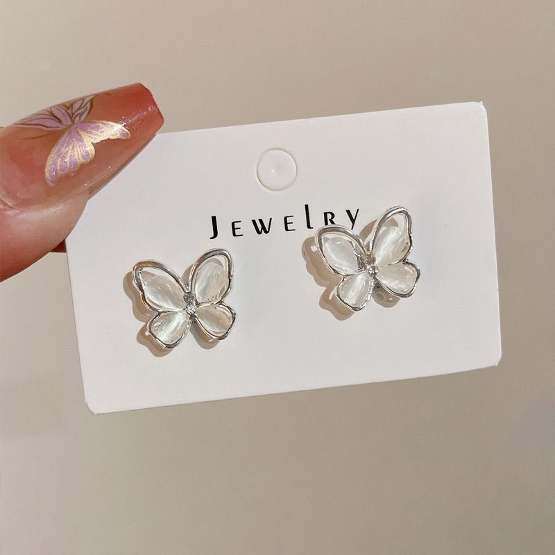 Camellia Fairy Butterfly Magnetic Female Gardenia Combination Ear Clip