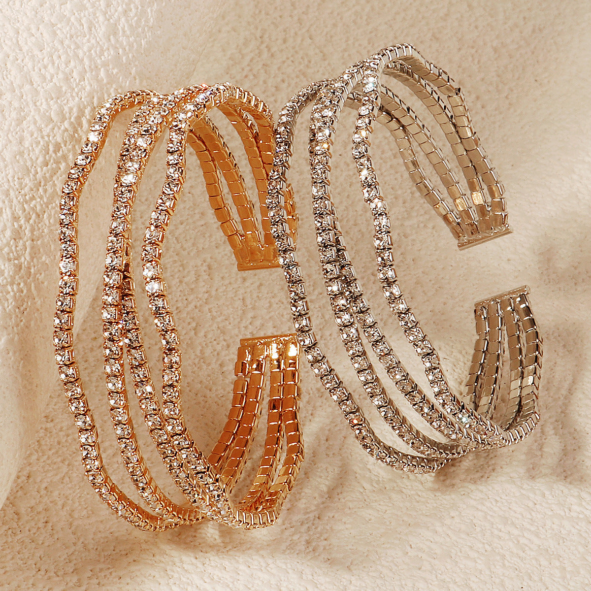 Women's Rhinestone Elastic Design Claw Chain Cross Bracelet