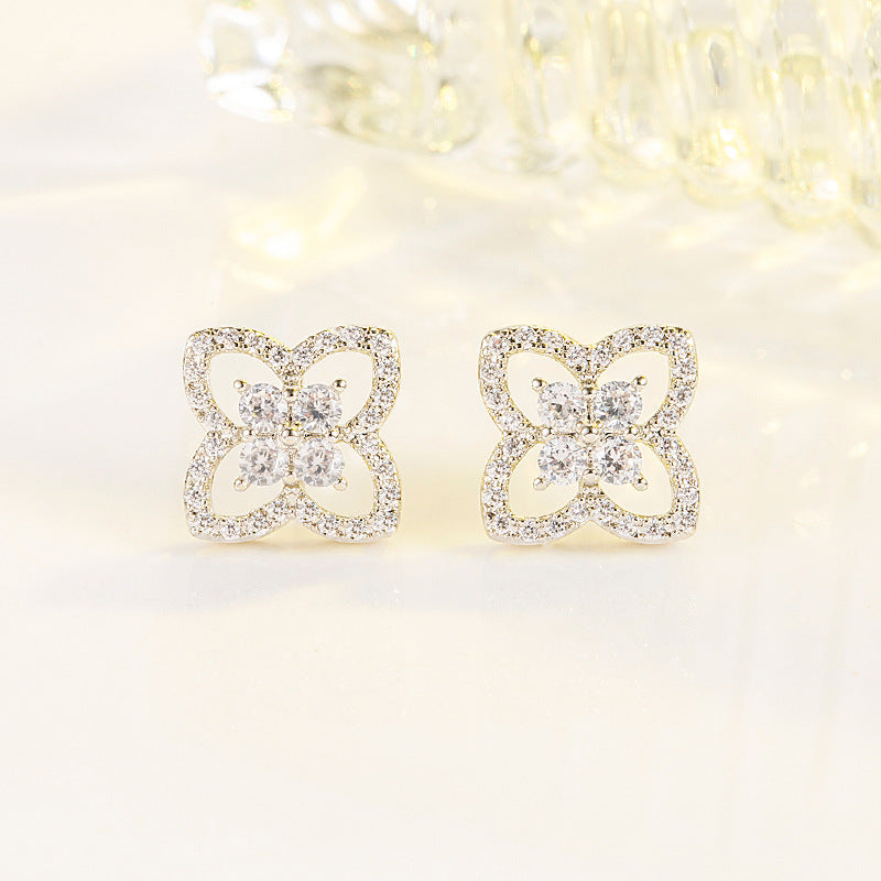 Women's Micro Inlaid Zircon Four Leaf Clover Stud Earrings