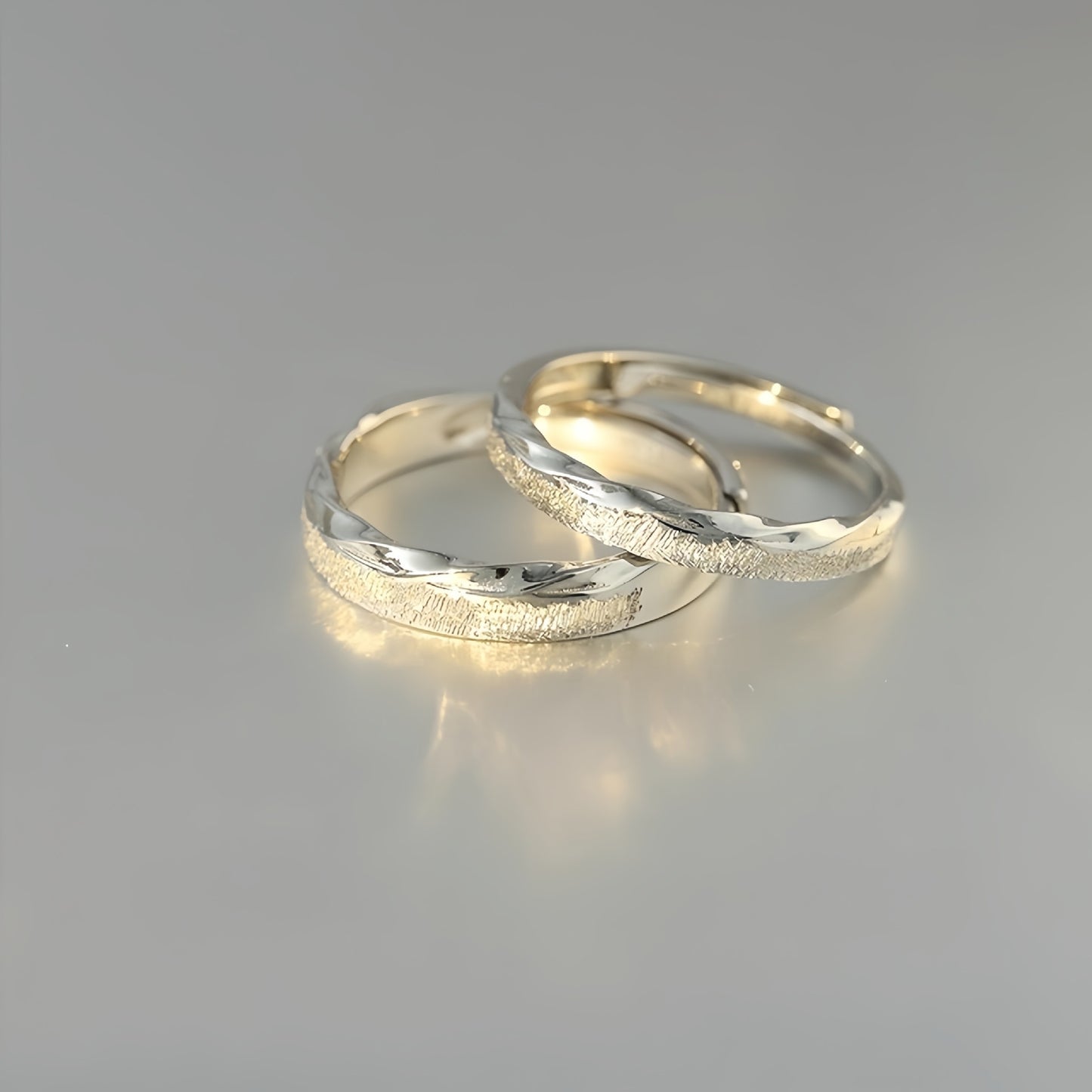 South Wind Couple Hit Foot Sier Pair Love Token Ring