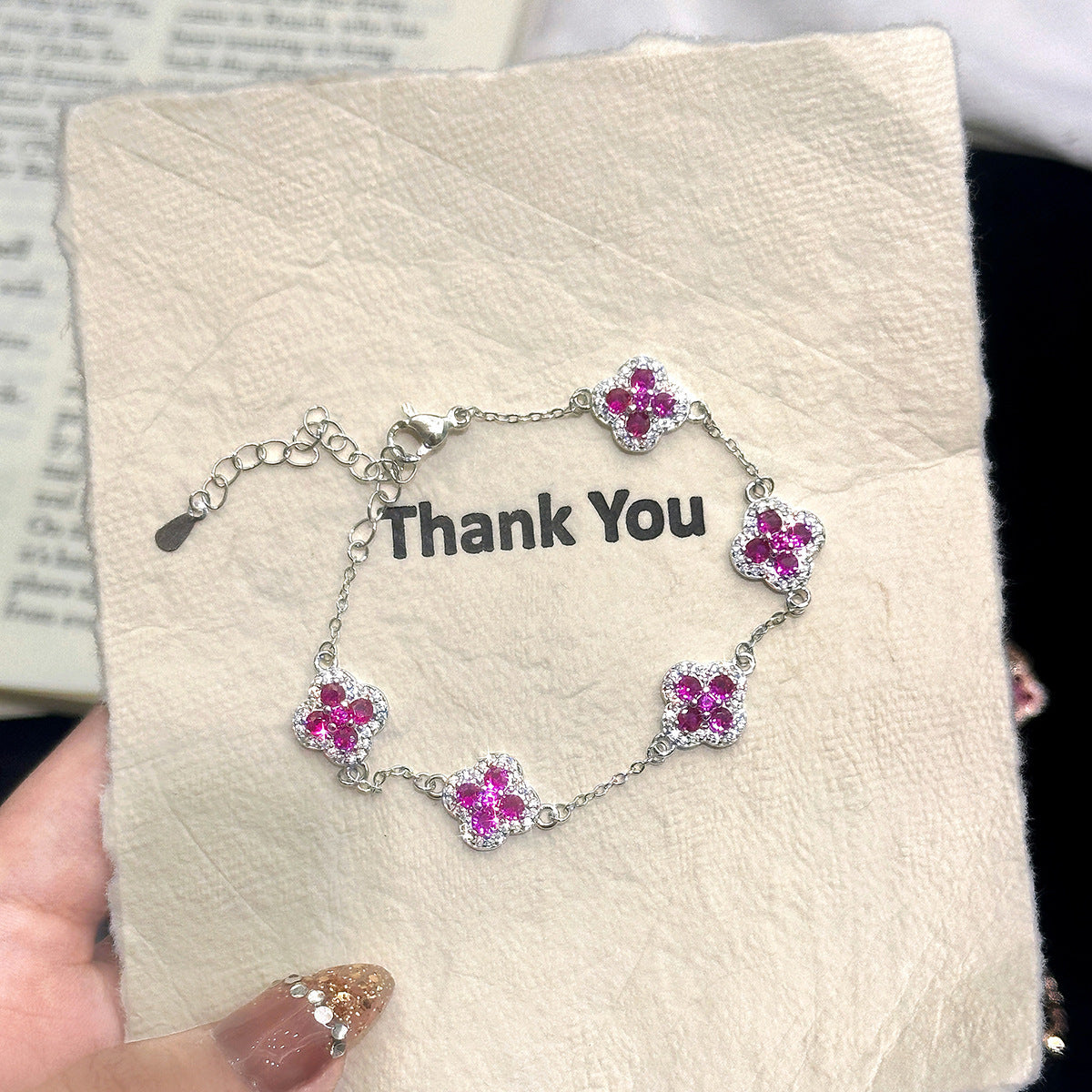 Women's Four-leaf Flower Full Diamond Minority Exquisite Design Bracelet
