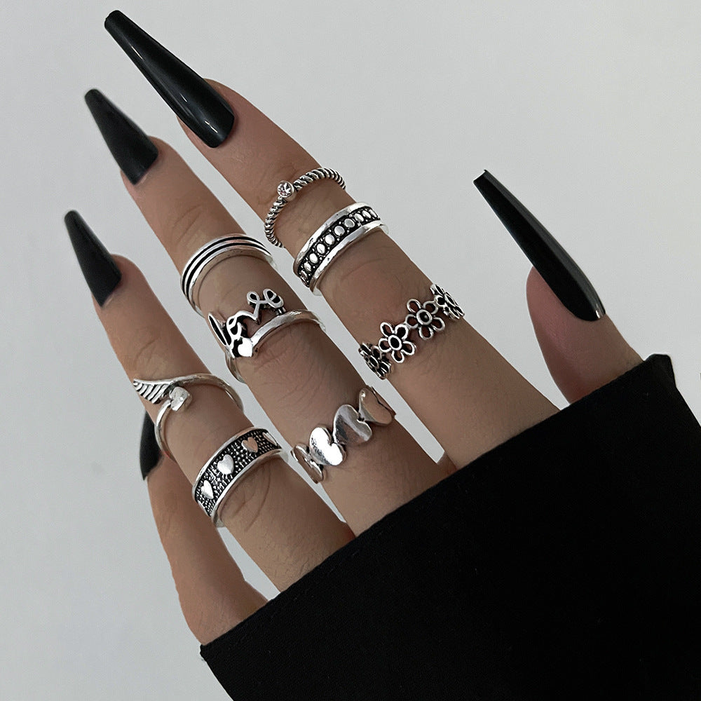 Clearance Vintage Creative Heart Hollow Butterfly Rings