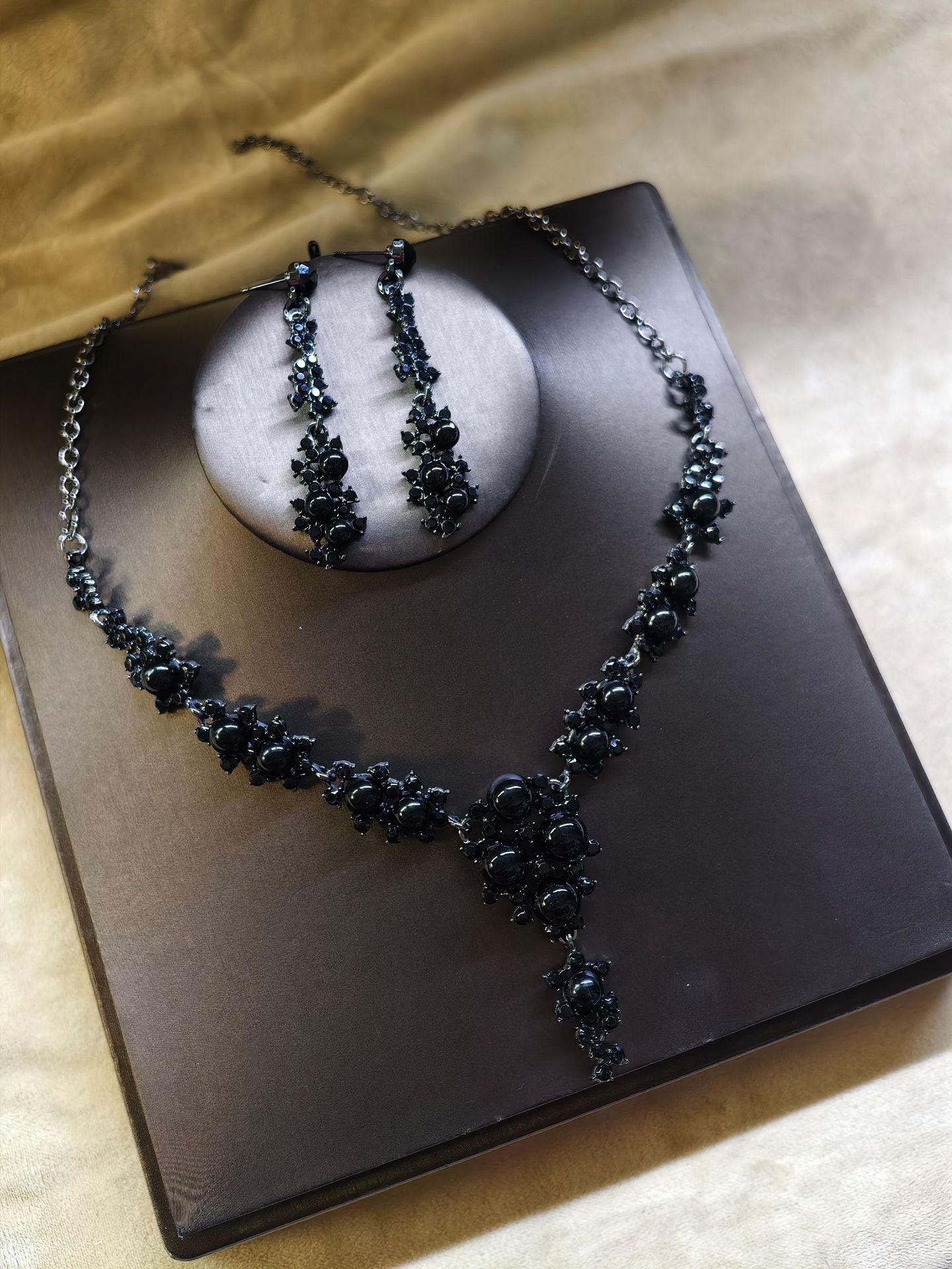 Women's Pearl Light Luxury Minority Bride Formal Dress Clavicle Chain Jewelry Set