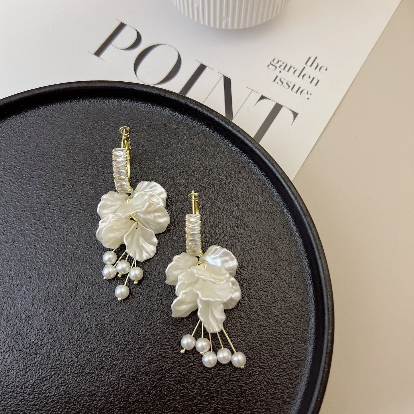 Women's Sweet Super Fairy Petals Pearl Tassel Fashion High Sense Earrings