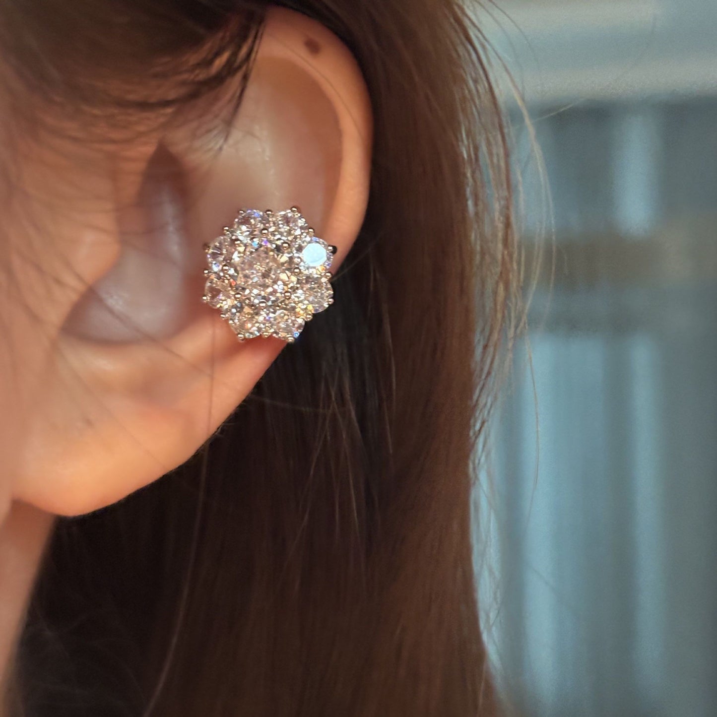 Women's Earless Fashion Simple Elegant Light Luxury Ear Clip