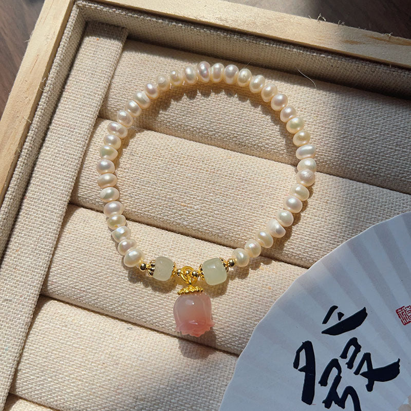 Einfache und leichte Luxus-Chalcedon-Blumenarmbänder für Damen