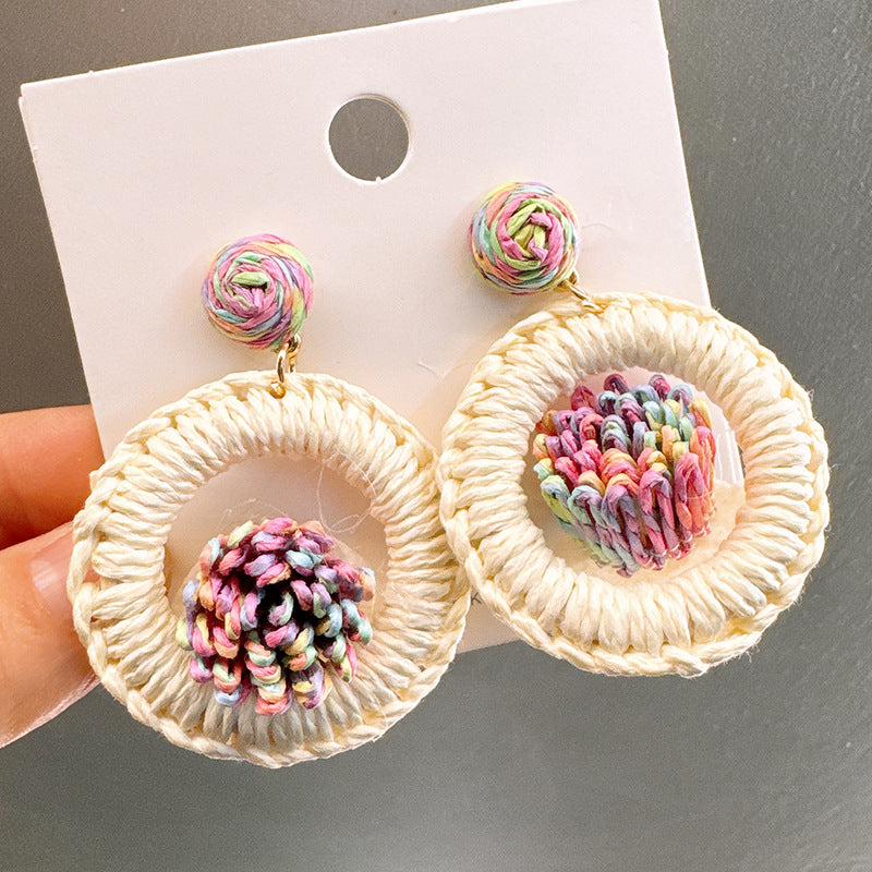 Style Seaside Vacation Exaggerated Wear Unique Straw Flower Round Design Earrings