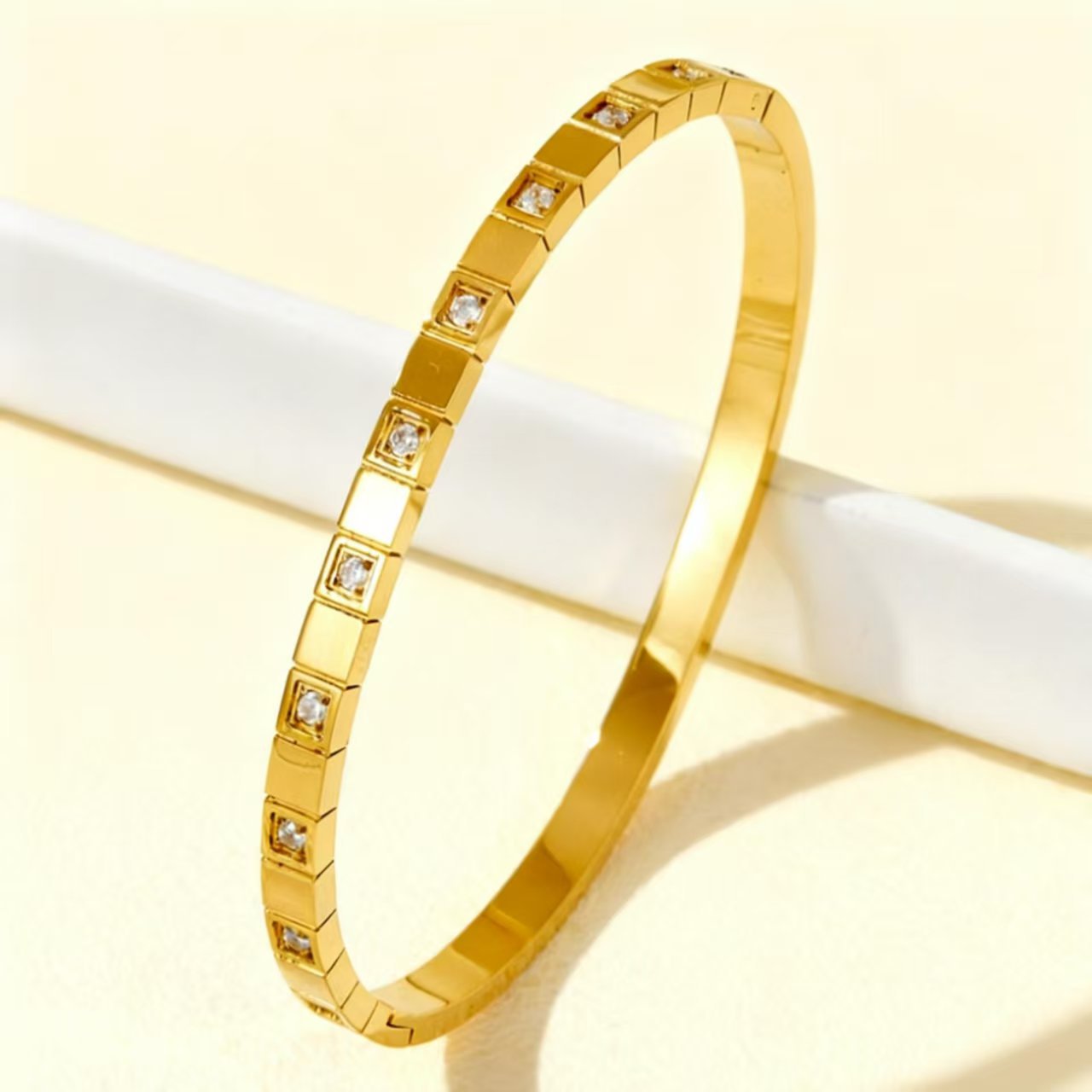 Titanium Steel Female Diamond High-grade Stainless Bracelet
