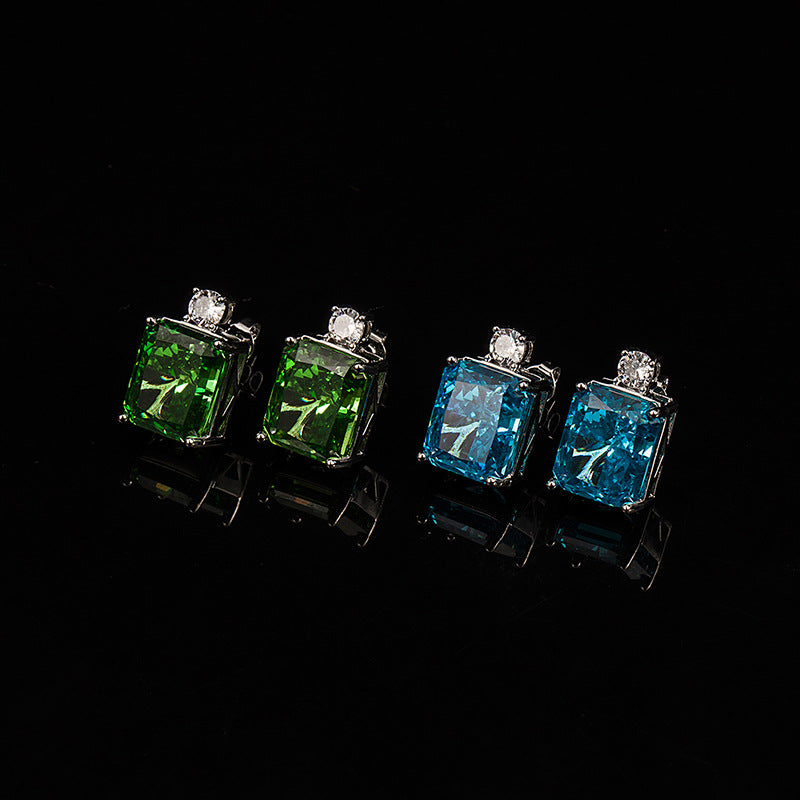 Flower Cut High Carbon Rhinestone Live Earrings