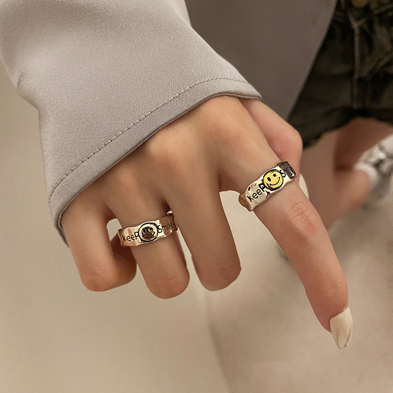 Women's Elegant Circle Creative Opening Smile Expression Retro Rings