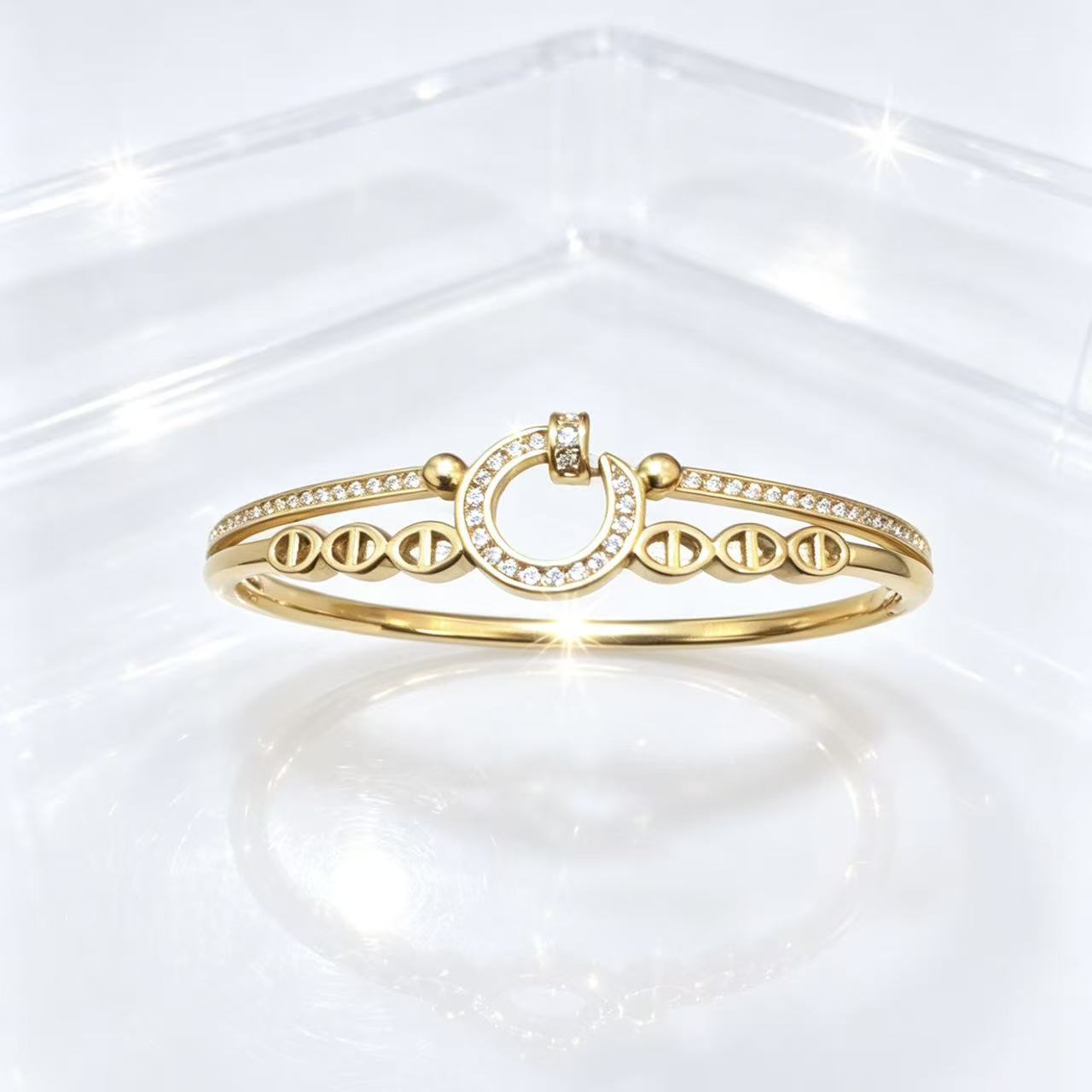 Women's Crescent Diamond Fashion Roman Digital Design Commute Bracelet