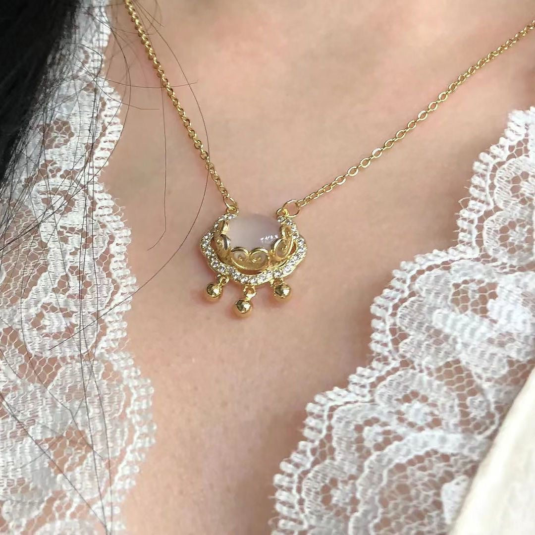 Peaceful Auspicious Advanced Light Luxury Minority Chinese Design White Necklace