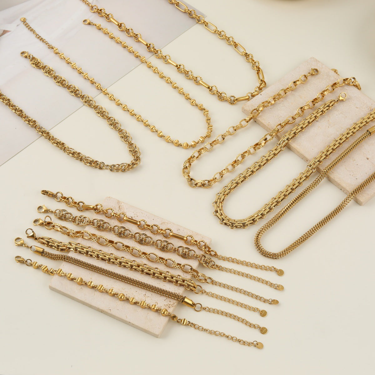 Stainless Steel Gold-plated Chain Series Female Advanced Jewelry Set