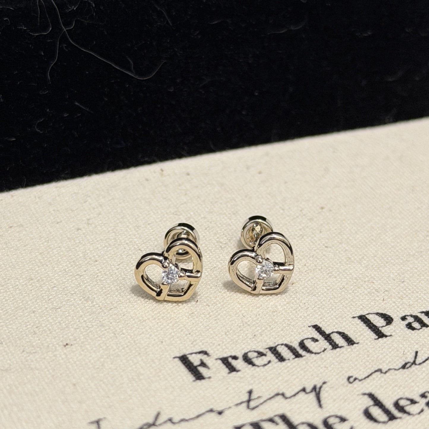 Alkaline Knot Niche Personality Flat Bottom Titanium Steel Ear Bone Earrings