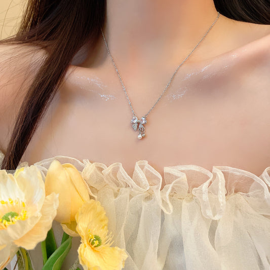 Luxury Minority Refined Zircon Titanium Steel Necklaces