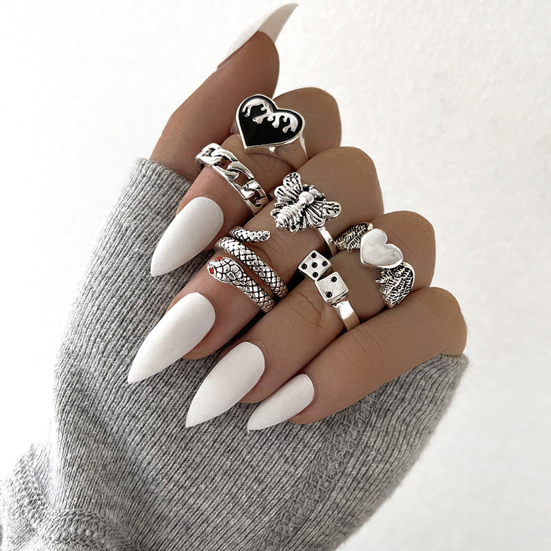 Clearance Vintage Creative Heart Hollow Butterfly Rings