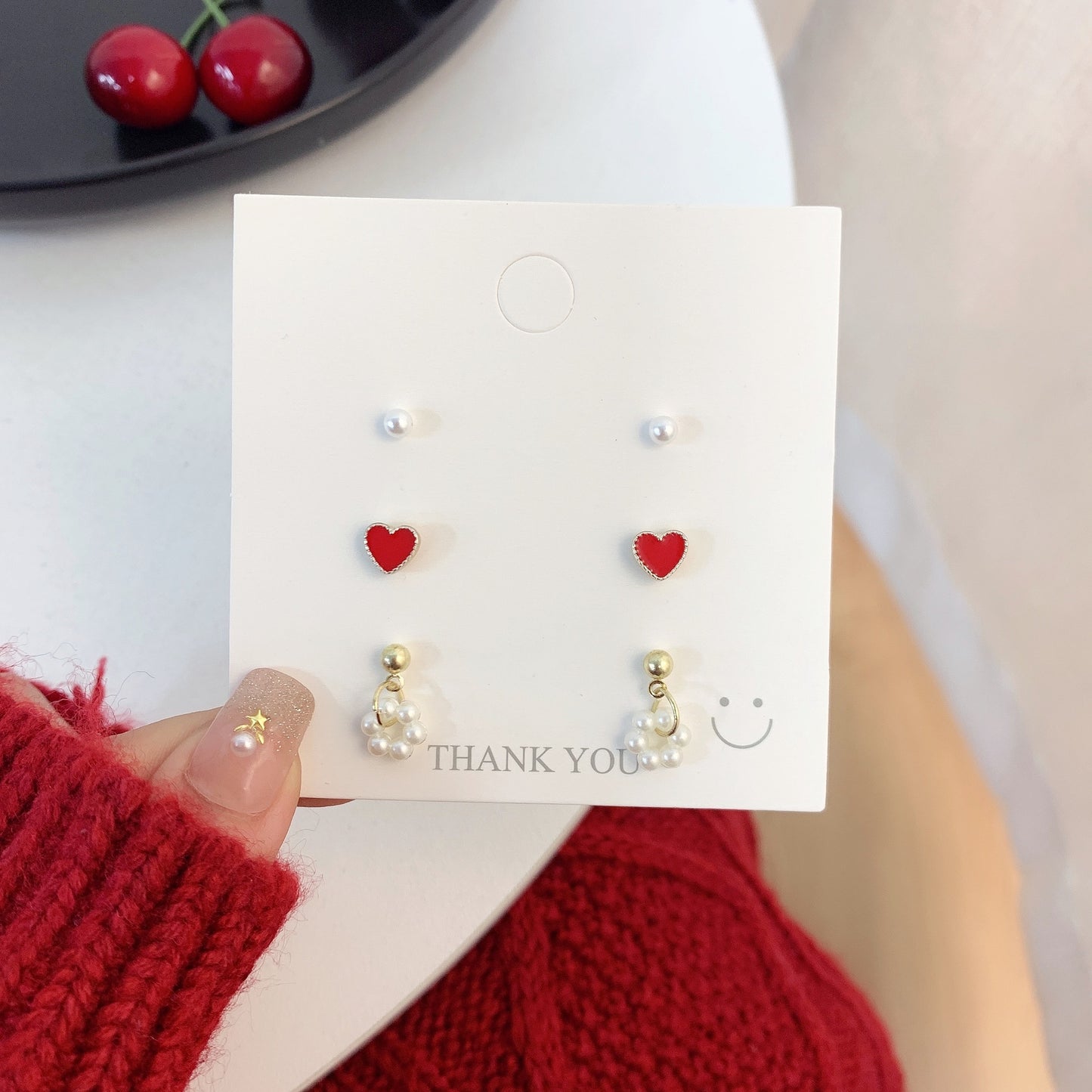 Ensemble de trois pièces de petites fleurs, boucles d'oreilles simples à aiguilles en argent