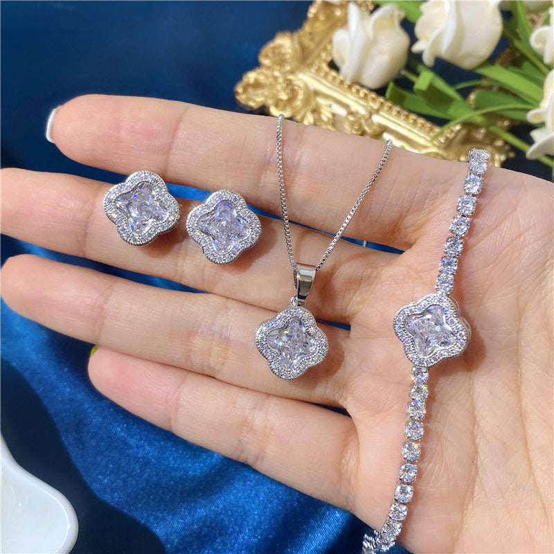 Zircon Color Crystal Suit Petals Three-piece Jewelry Set
