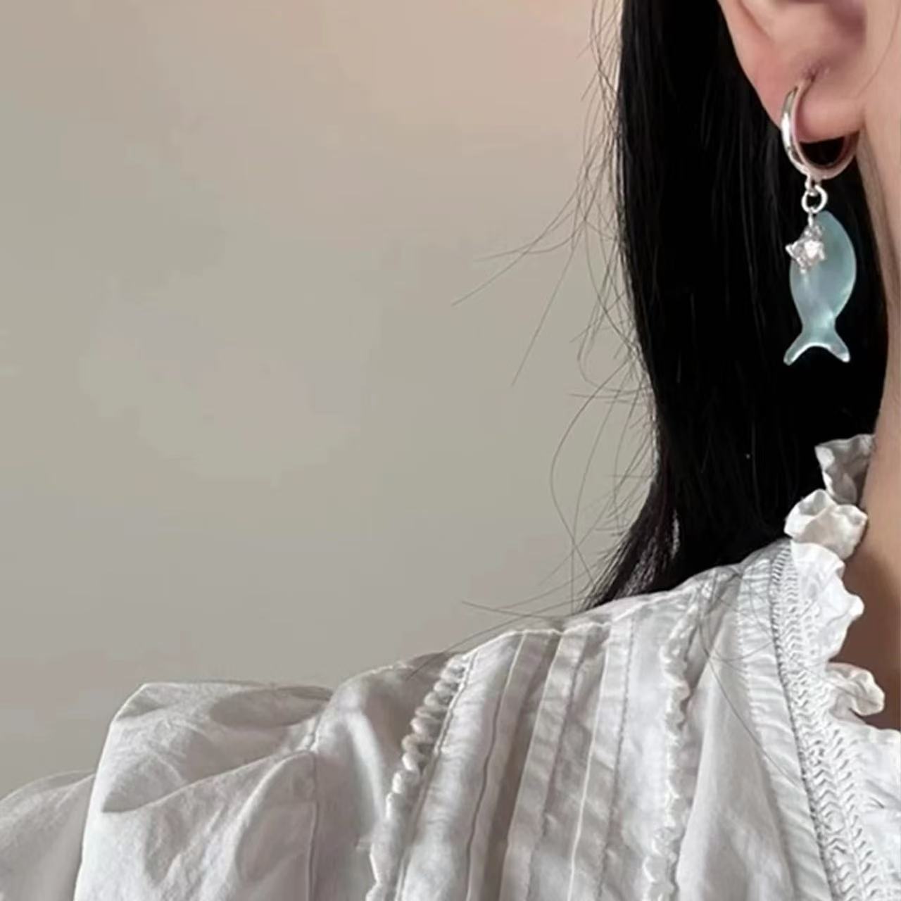 Seaside Style Blue Fish Zircon Niche Stud Earrings
