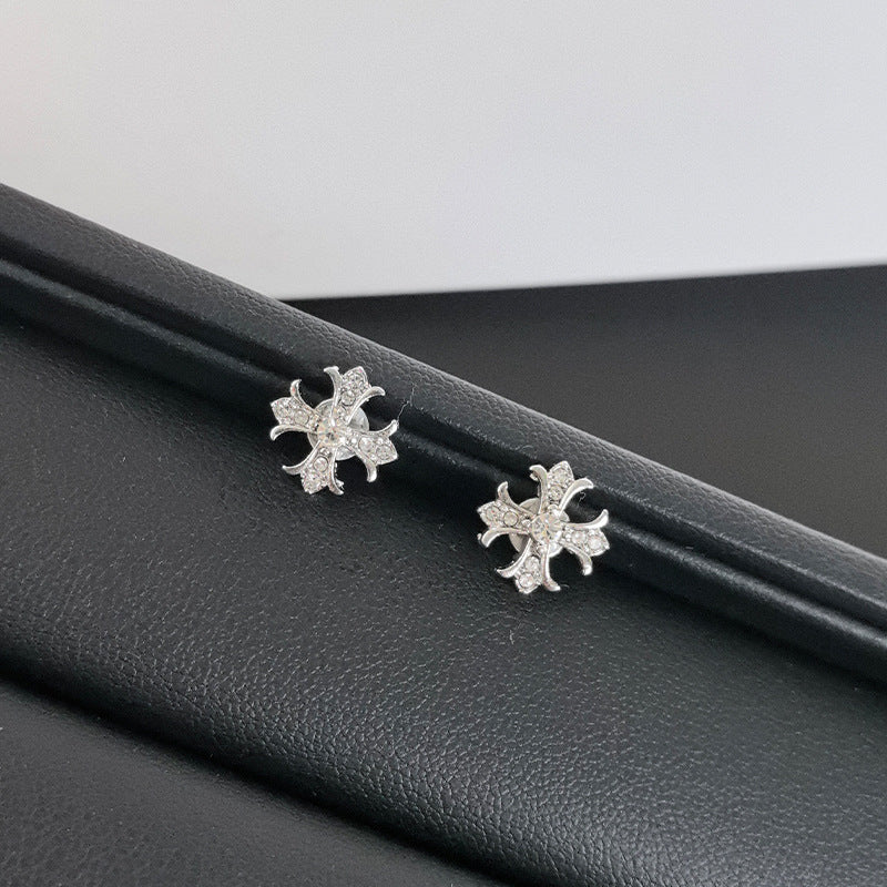 Women's & Men's Cross Flower-de-luce Light Luxury Fashion Simple Stud Earrings
