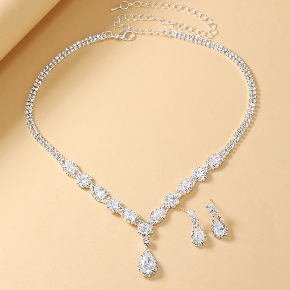 Women's Fashion Suit Rhinestone Zircon Bright Drop-shaped Entry Lux Rings