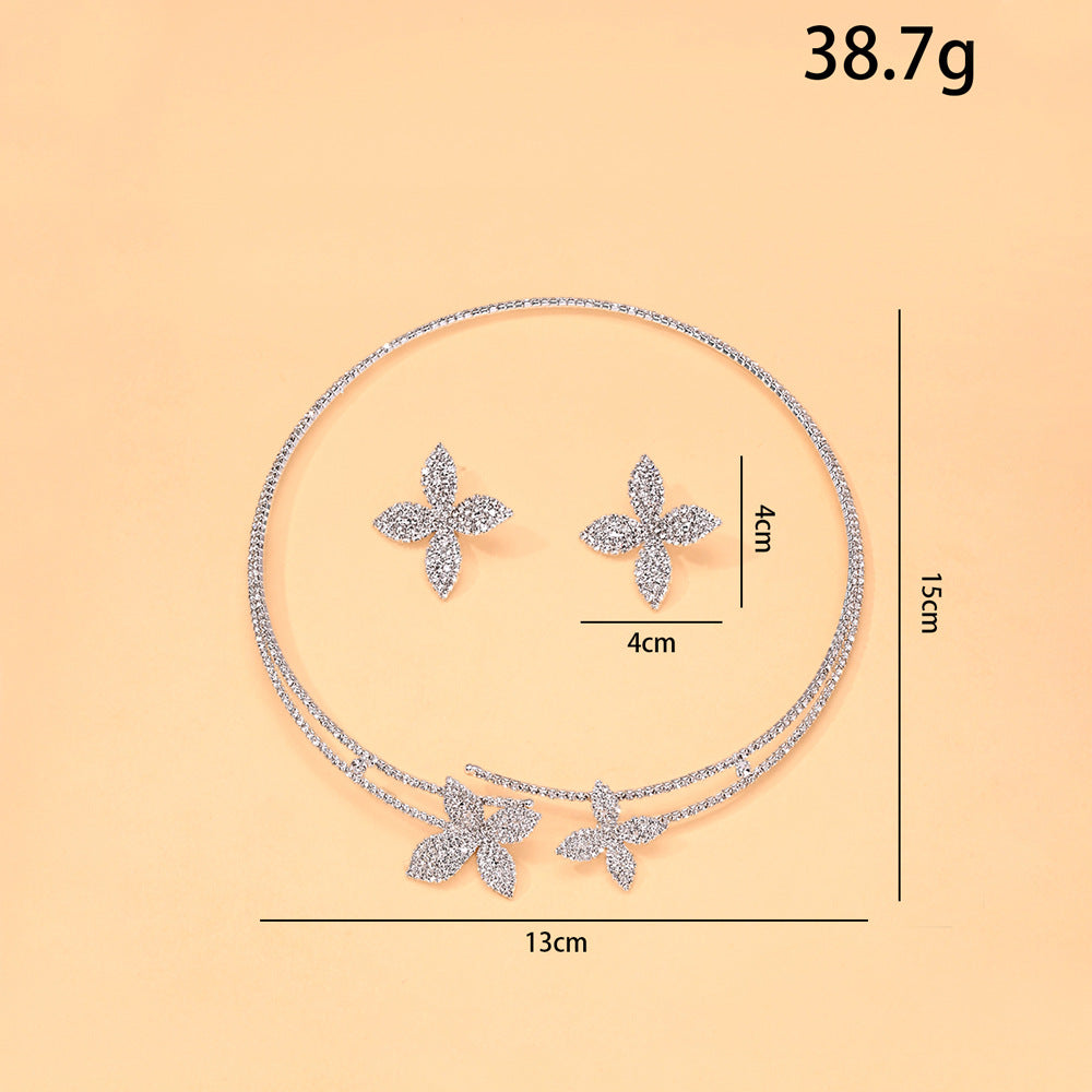 Women's High-grade Sparkling Rhinestone Fashion Banquet Formal Earrings