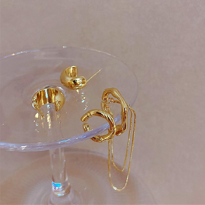 Niche Design Ear Clip Female Metal Earrings