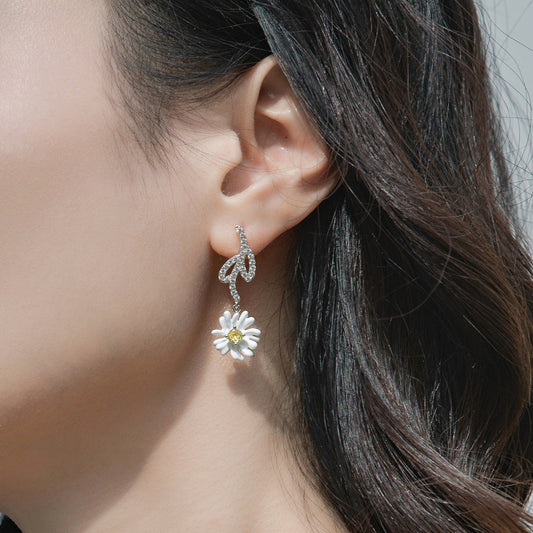 Women's Flower Sier High Sense Special Interest Earrings