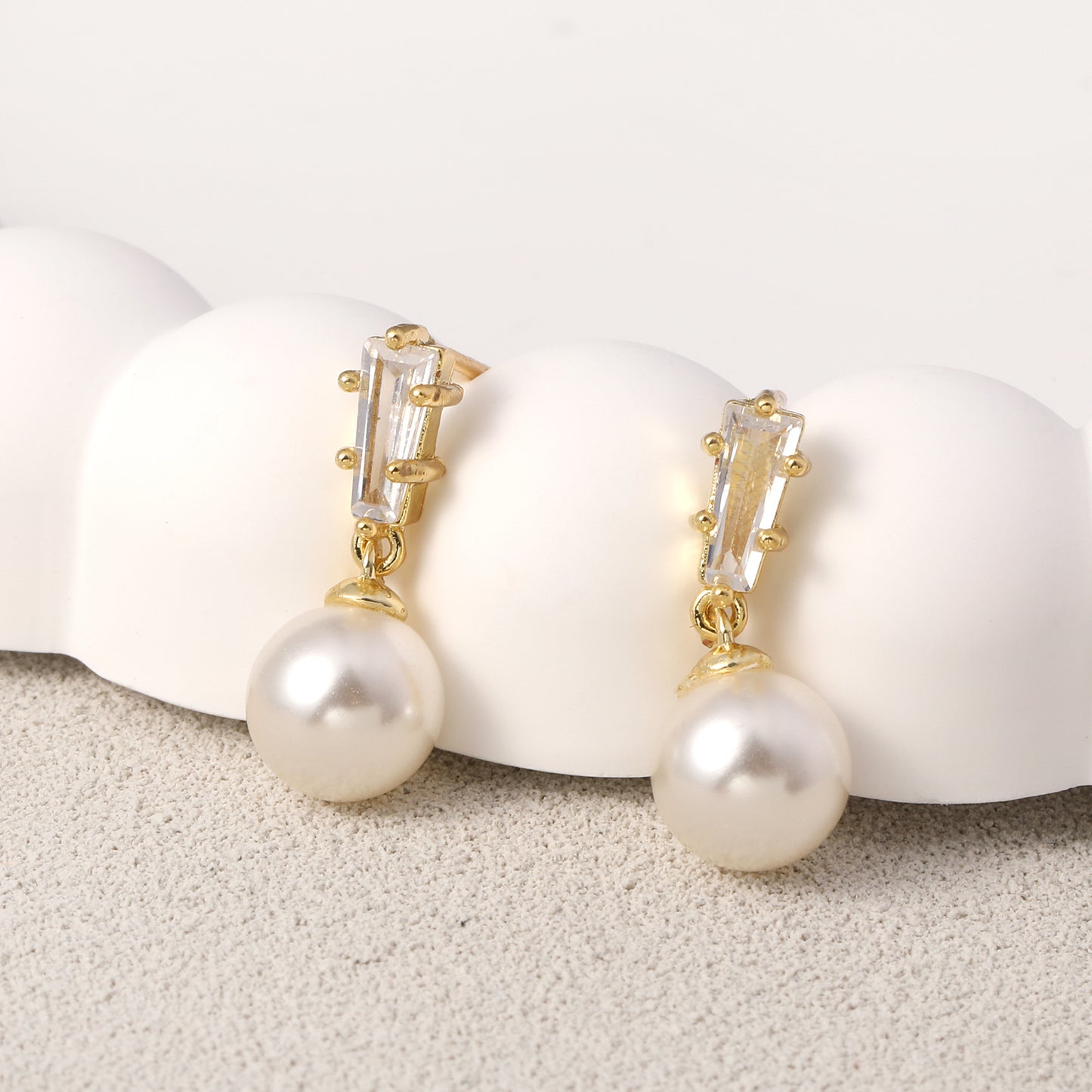 Women's Style Sier Pearl Light Luxury High-grade Stud Earrings