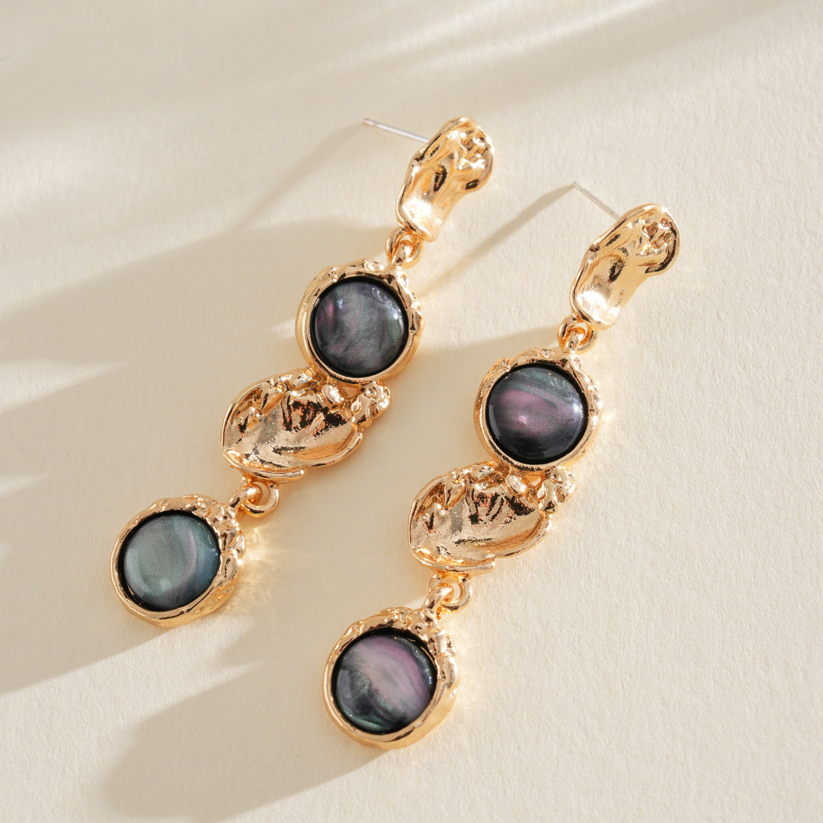 Women's Round Pearl Light Luxury Minority Vintage Clavicle Chain Jewelry Set