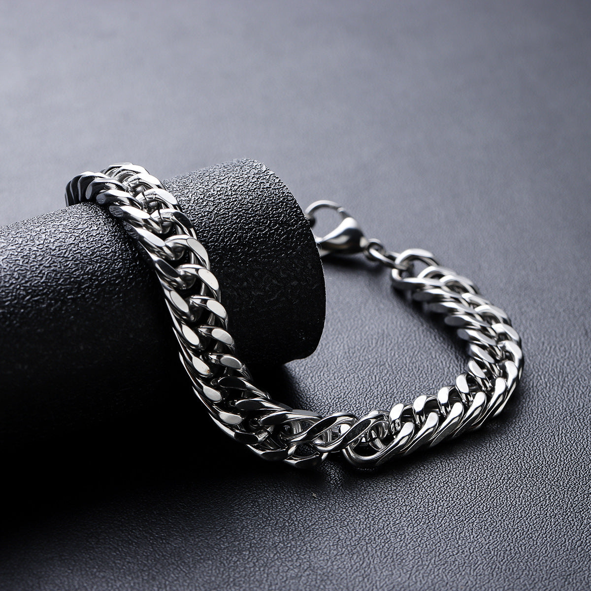 Men's Encrypted Titanium Steel Domineering Fashion Personalized Hip Necklaces