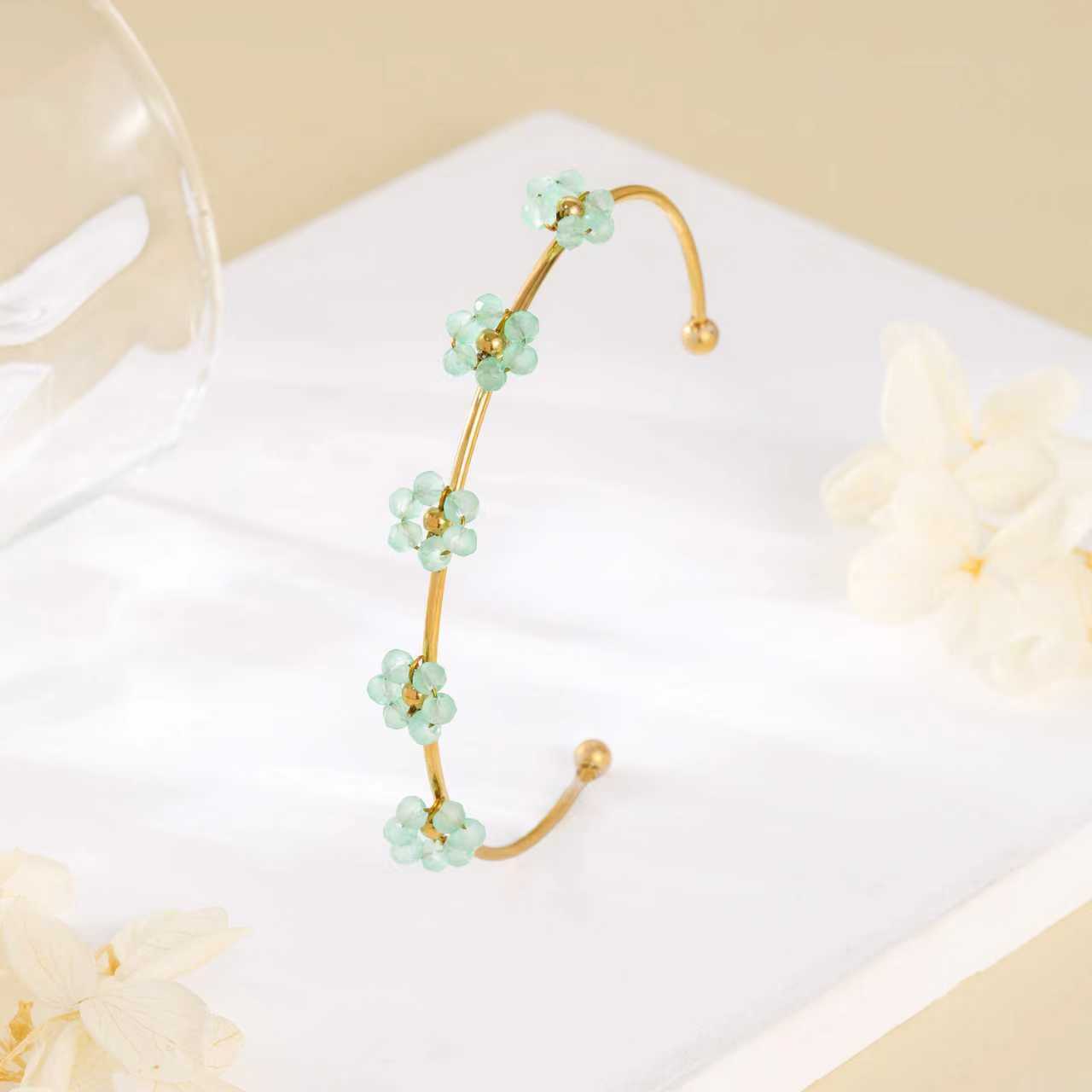 Cute Flowers Light Luxury High-grade Sense Bracelets