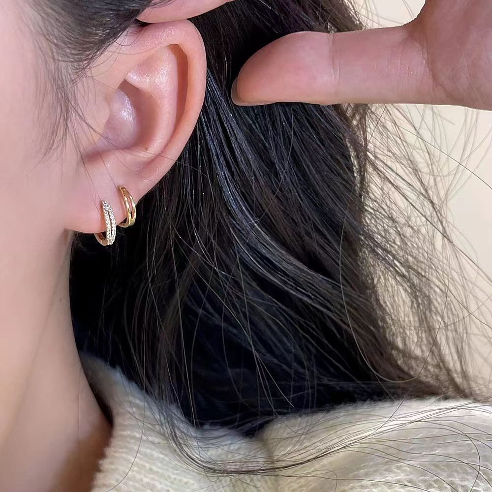 Circle Ear Clip Niche Design Sier Pin Light Luxury Earrings