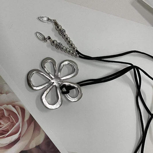 Hollow Flower Clavicle Chain Turquoise Leather Rope Y-shaped Necklace