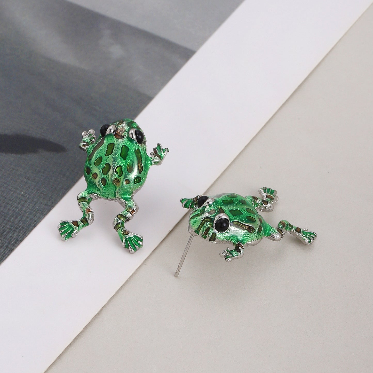 Women's Funny Frog For Creative Cute Animal Earrings