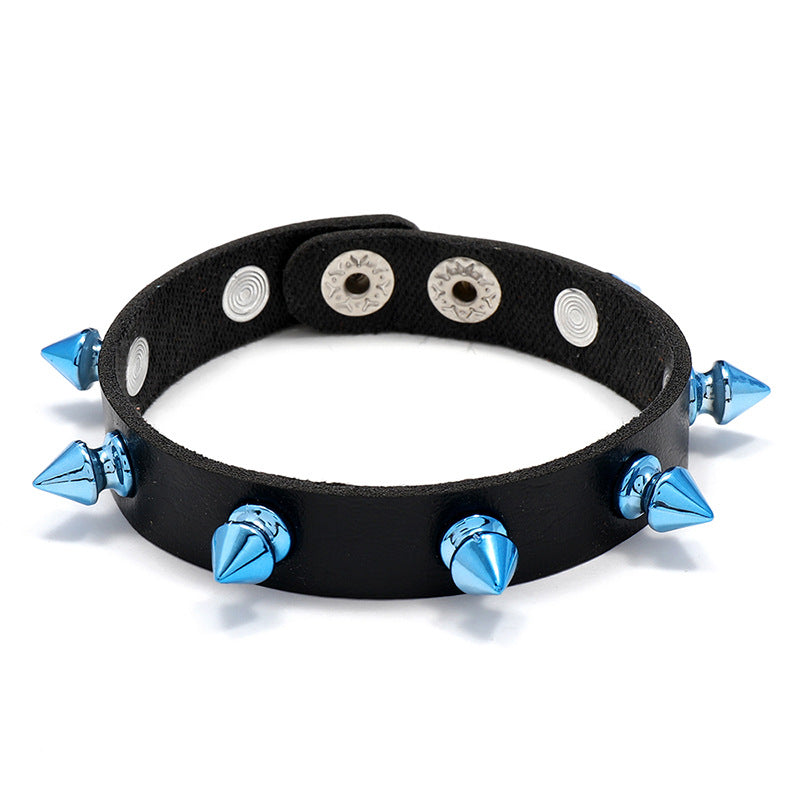 Herrenmode, beliebtes Ornament, einzigartige Armbänder im Punk-Stil