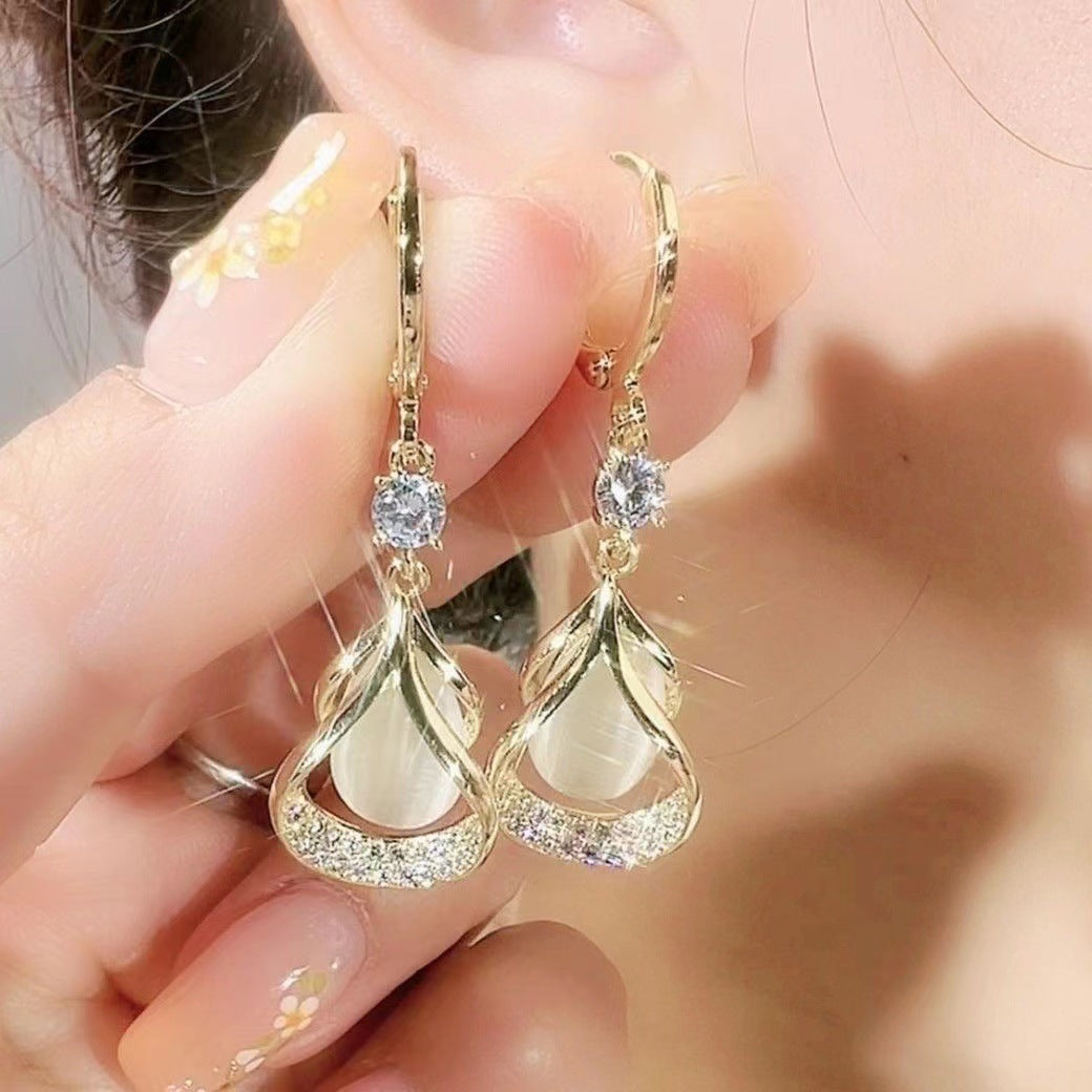 Palace Style High-grade Purple Crystal Drop-shaped Simple Generous Earrings