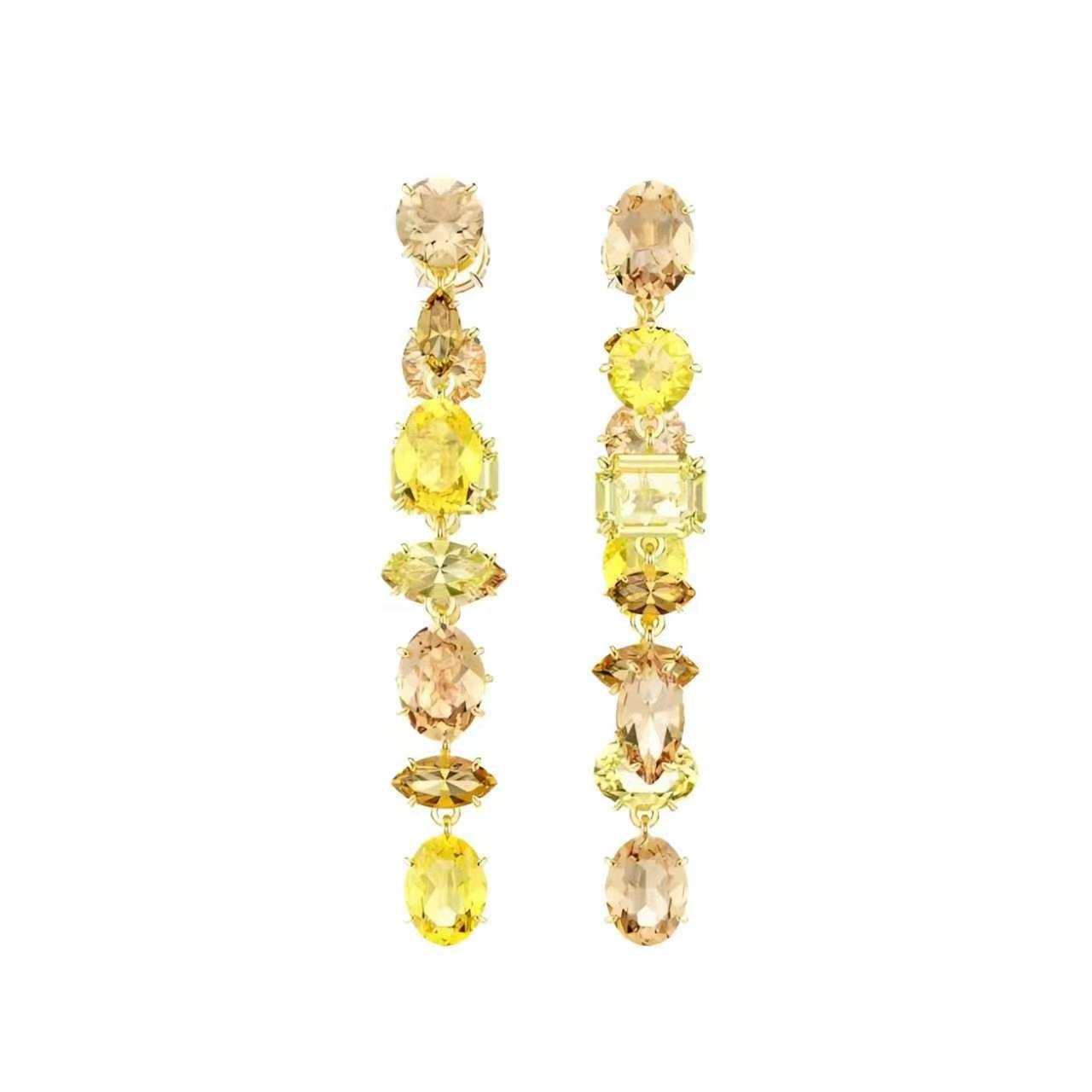 Austrian Crystal Flowers Rich Candy Ear Jewelry Set