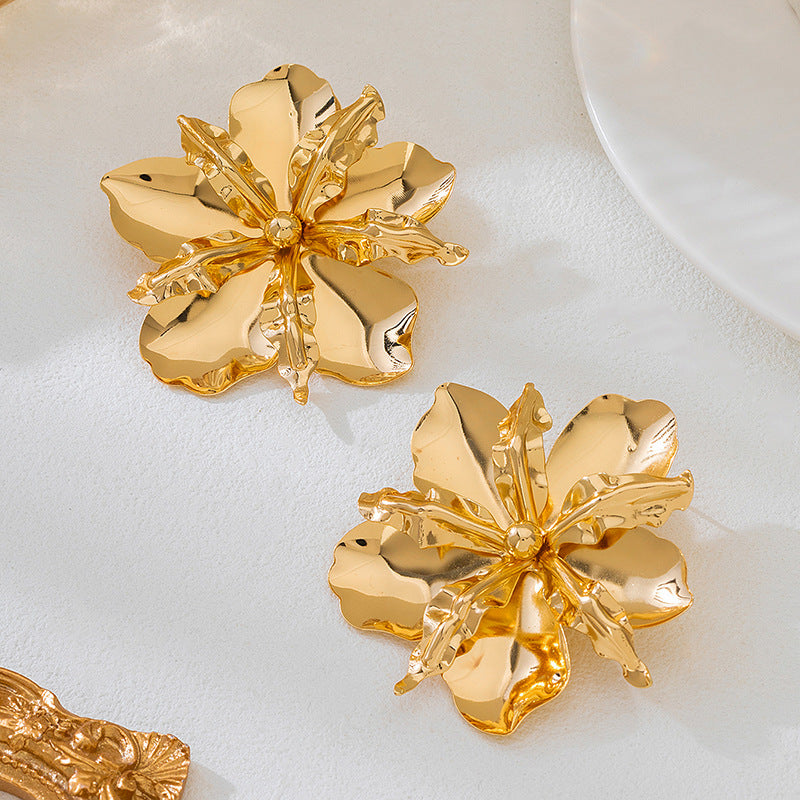 Women's Exaggerated Three-dimensional Large Flower Graceful Fashionable Rings