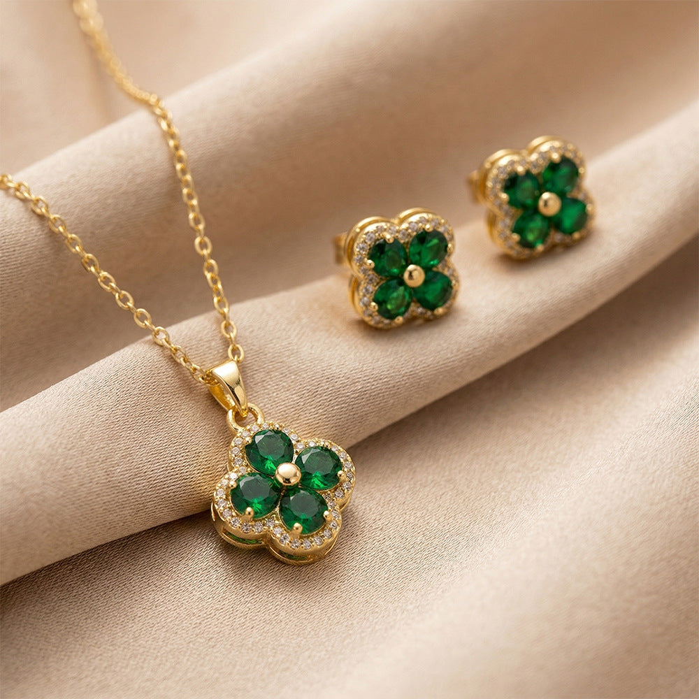 Women's Four-leaf Clover Light Luxury Minority Graceful Necklaces