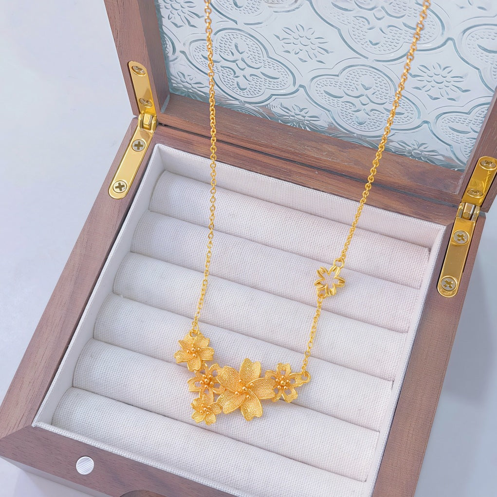 Ginkgo Leaf Variety Retro Affordable Luxury Fashion Design Necklace