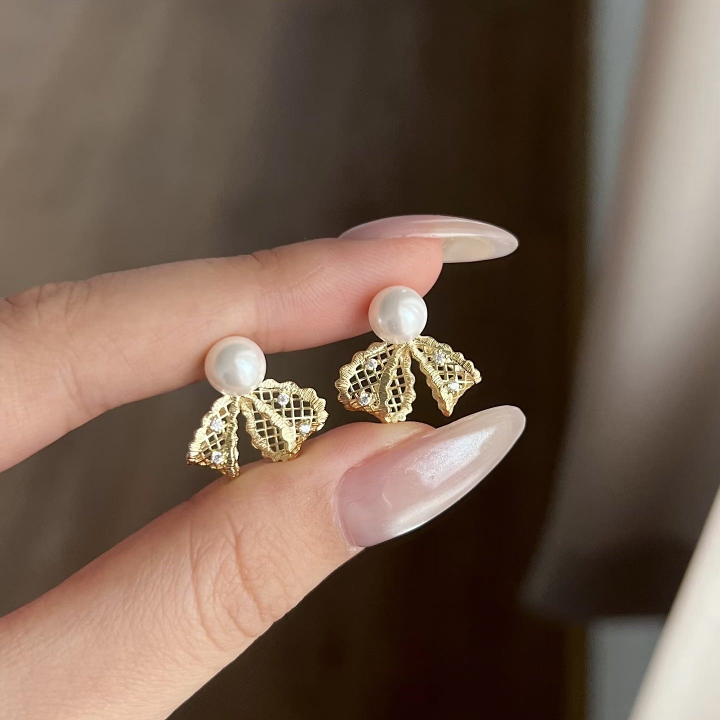 Golden Lace Bow Imitation Pearl Light Luxury High Sense Niche Stud Earrings