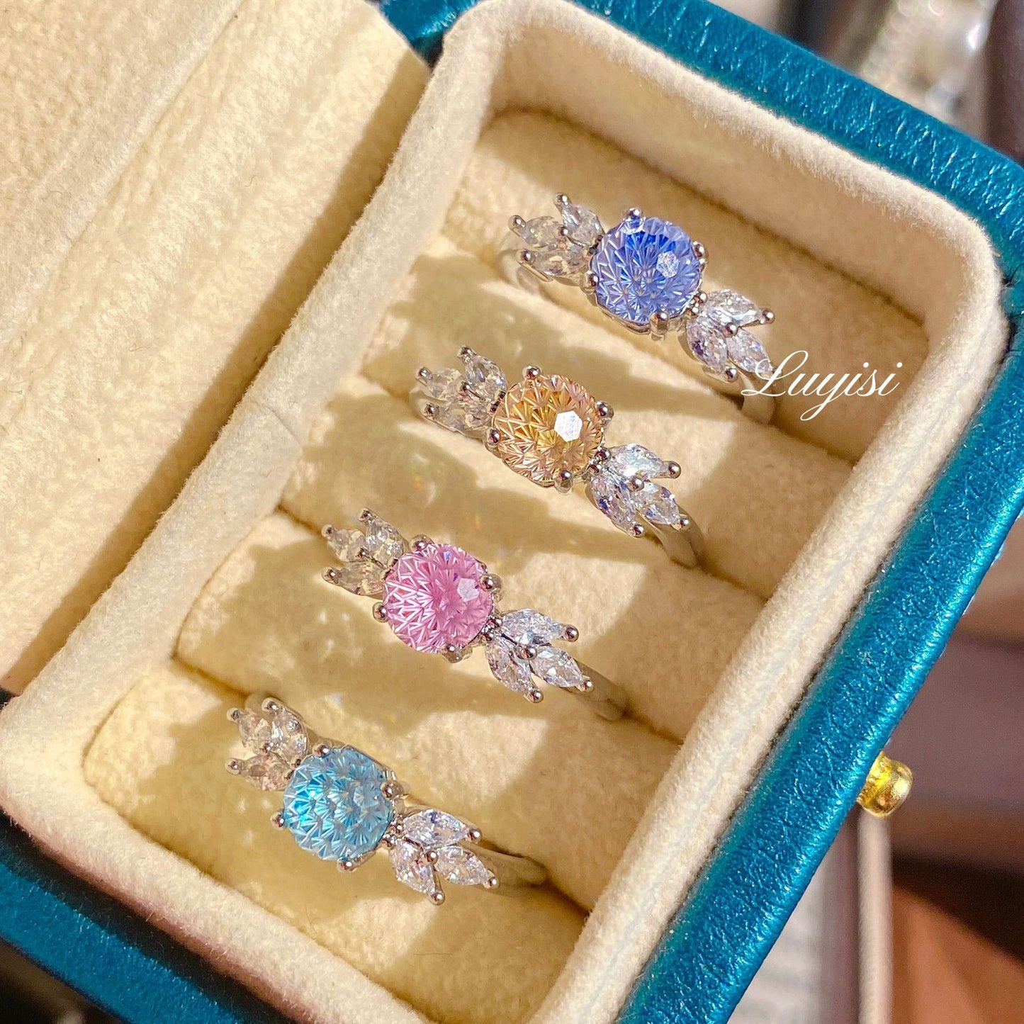 Hot Fireworks Cutting Affordable Luxury Fashion High-grade Court Lace Rose Ring