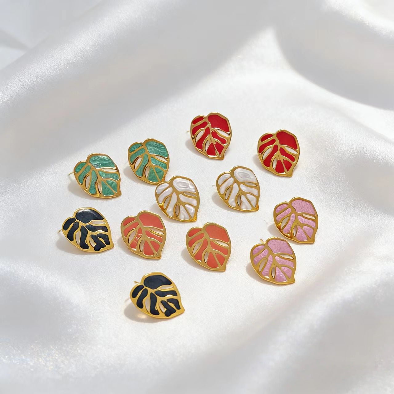 Niche Design Female Drop Oil Leaf-shaped Earrings