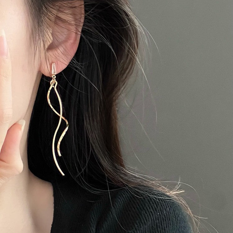 Women's Elegant Long Tassel Mosquito Coil Show Face Small Earrings