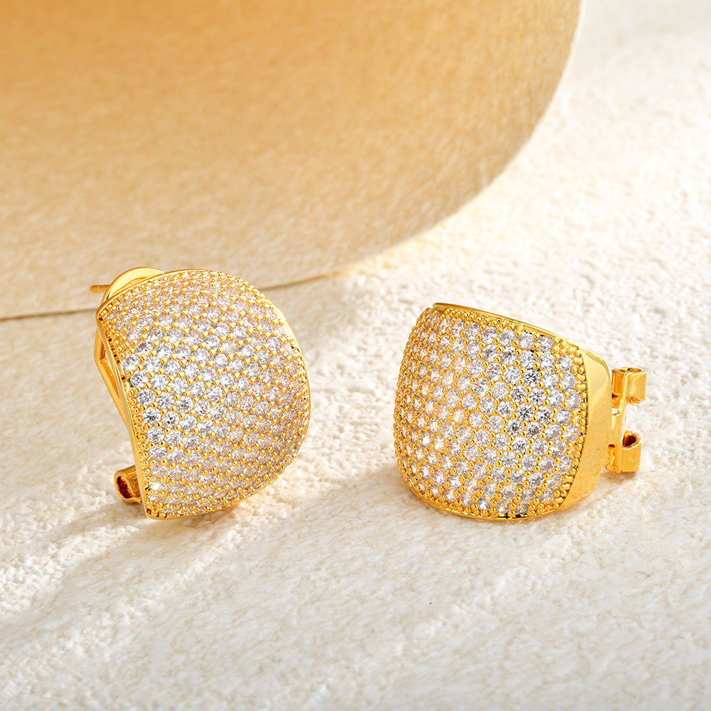 Surface Curved Super Flash Light Luxury Ear Clip