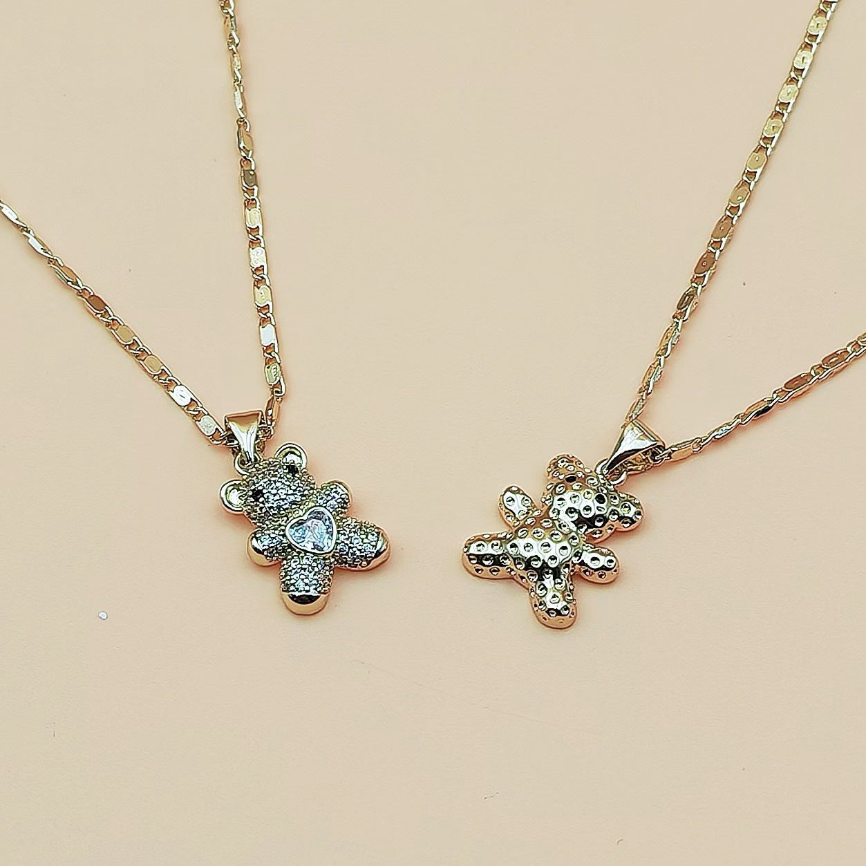 Fully Jeweled Loving Heart Bear Gold-plated Fashion Clavicle Chain Necklaces