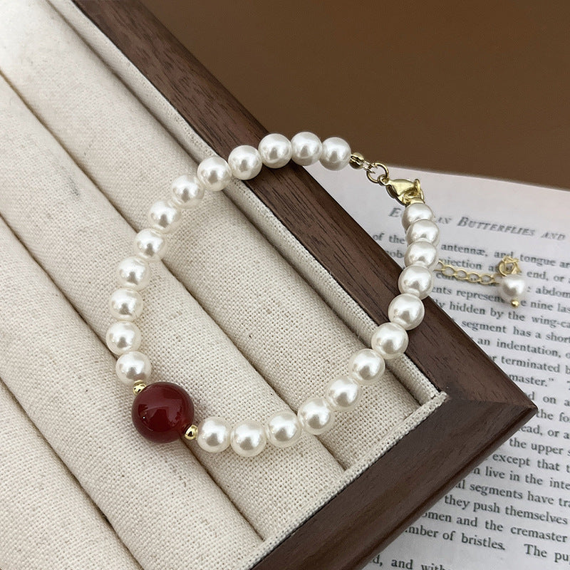 Women's Simple Refined Stylish And Versatile Gentle Bracelets