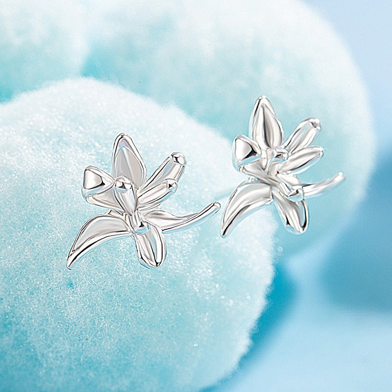 Women's Super Fairy French Retro Flower-de-luce Simple Earrings